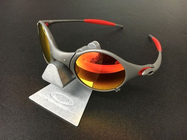 Photo10: Mars - Cardinal Red - Polarized