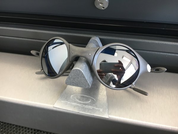 Photo2: MARS - Liquid Metal - Polarized
