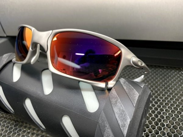 Photo8: X-SQUARED - Premium Red - NXT® EMBEDDED - Non Polarized