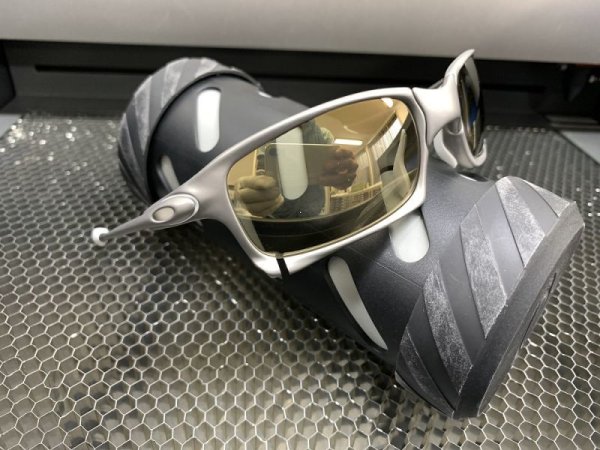 Photo7: X-SQUARED - Gold Varia - NXT® VARIA™ Photochromic