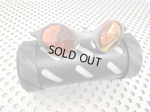 Photo5: MARS - Cardinal Red