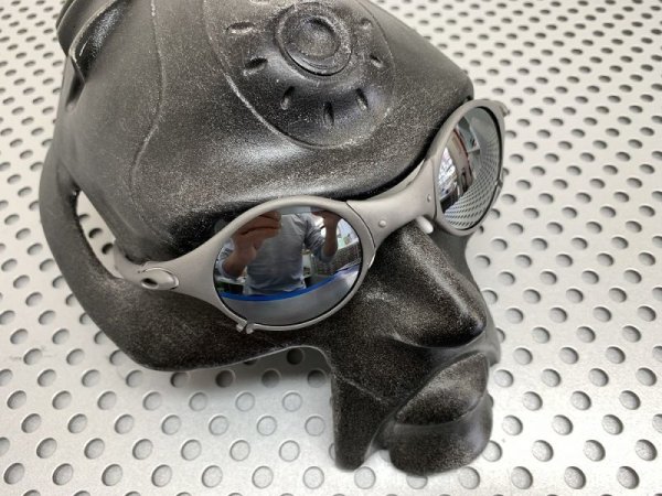 Photo5: MARS - Liquid Metal - Polarized