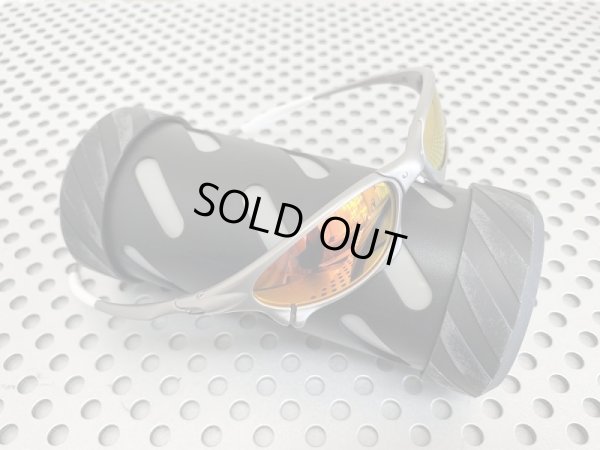 Photo8: PENNY - Cardinal Red