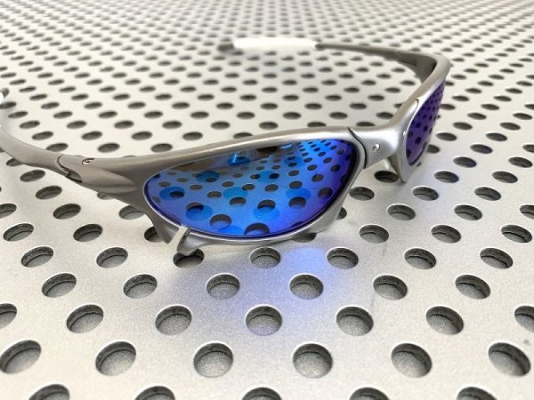 Photo15: PENNY - Saxe Blue