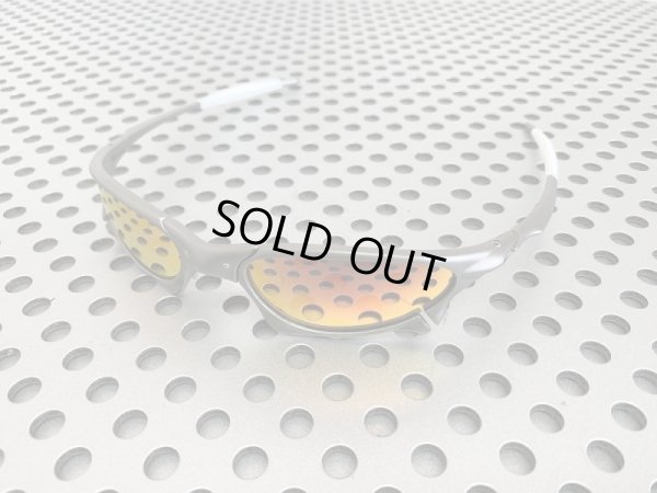 Photo11: PENNY - Cardinal Red