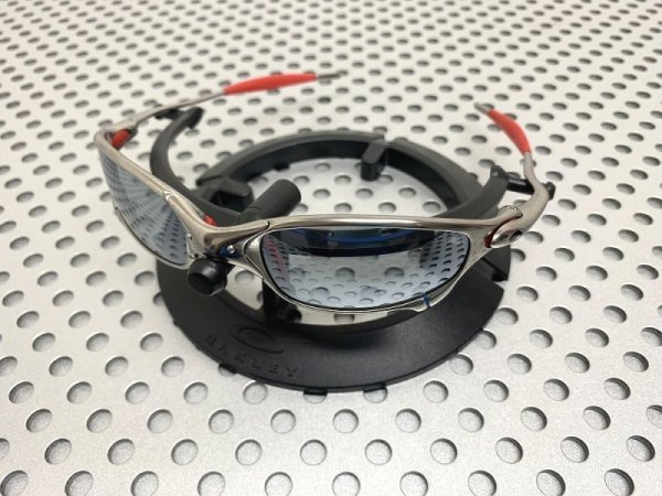 Photo9: JULIET - Titanium Clear - NXT® VARIA™ Photochromic