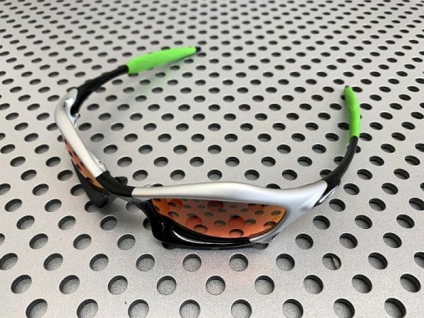 Photo19: SPLICE Ear socks