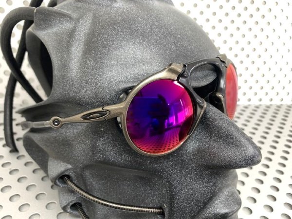 Photo7: MADMAN - Tanzanite - UV420