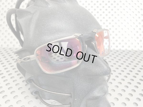 Photo4: BADMAN - Ruby Clear