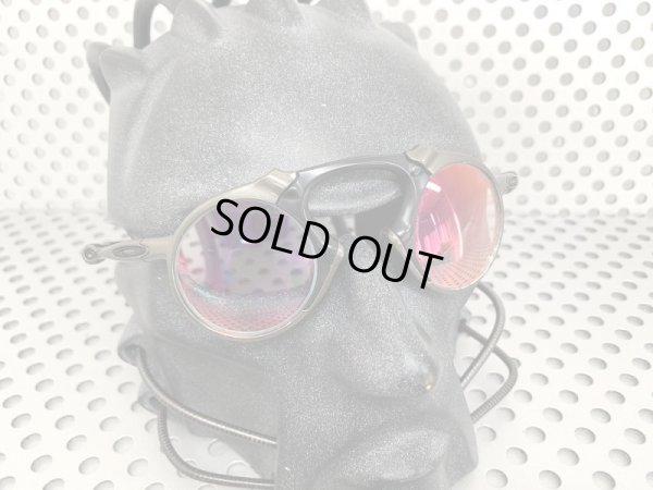 Photo5: MADMAN - Ruby Clear