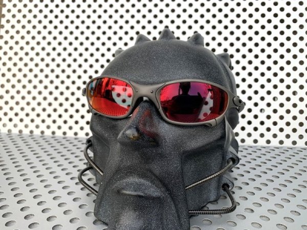 Photo7: JULIET - Red Mirror - NXT® POLARIZED VARIA™ Photochromic