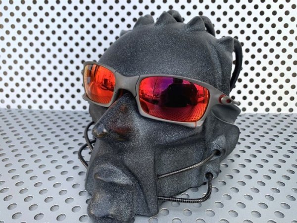 Photo5: X-SQUARED - Red Mirror - NXT® POLARIZED VARIA™ Photochromic