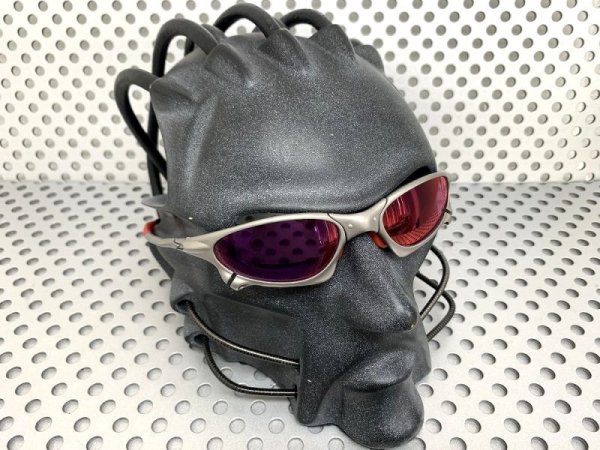 Photo14: PENNY - HD Red Mirror