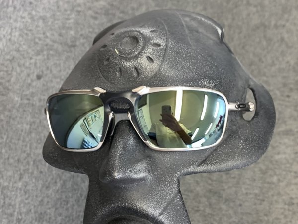 Photo11: BADMAN -  Emerald - Polarized