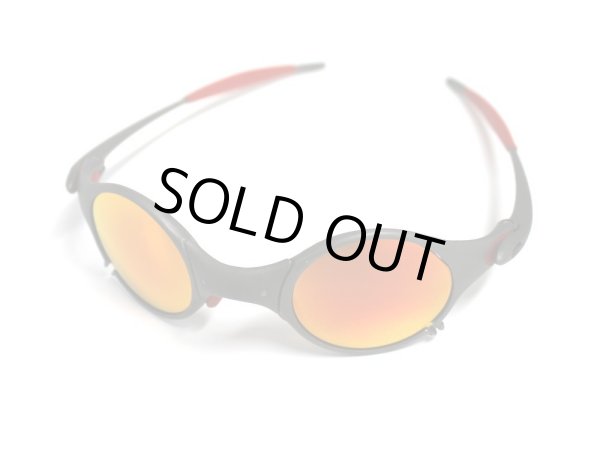 Photo11: MARS - Cardinal Red (11)