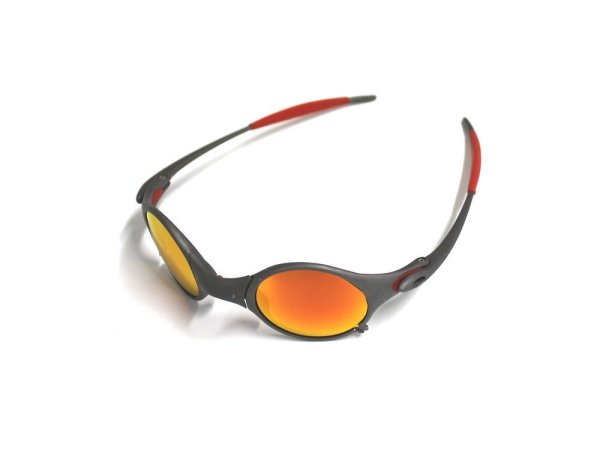 Photo10: MARS - Cardinal Red (10)