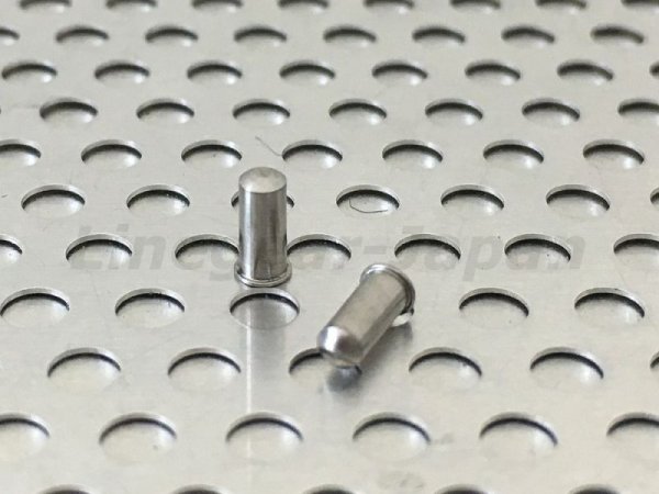 Photo2: Nose Bridge Pin for Polished Penny (2)