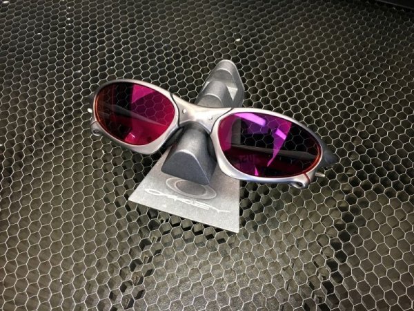 Photo9: PENNY - Red Mirror (9)