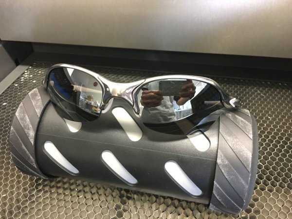 Photo16: ROMEO2- Liquid Metal - Polarized (16)