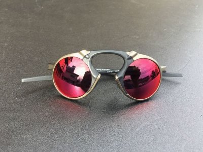 Photo1: MADMAN - Red  mirror - NXT® EMBEDDED Non-Polarized