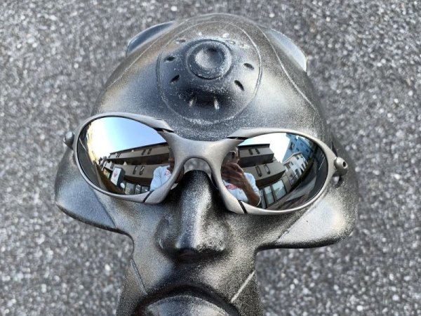 Photo12: ROMEO1 - Liquid Metal - Polarized (12)