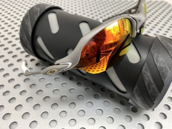 Photo4: ROMEO2 - Cardinal Red - Polarized (4)