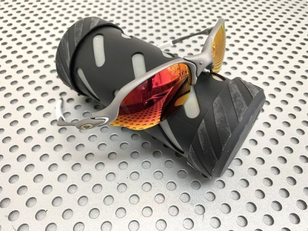 Photo6: ROMEO2 - Premium Red - UV420 Polarized (6)