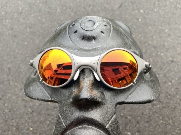 Photo9: MARS - Cardinal Red (9)