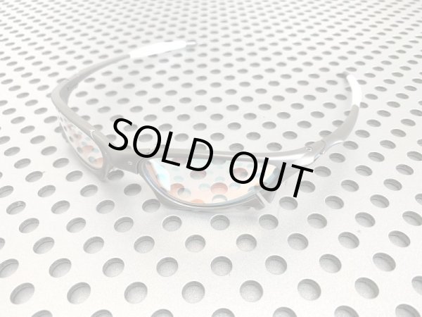 Photo2: PENNY - Ruby Clear (2)