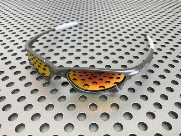 Photo11: PENNY - Cardinal Red (11)