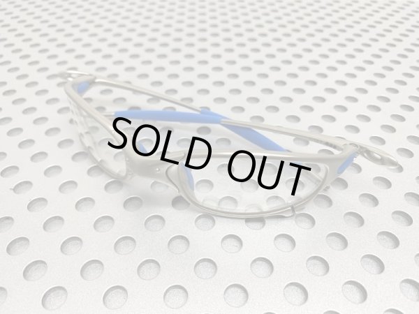 Photo2: JULIET Clear NXT® EMBEDDED Non-Polarized (2)