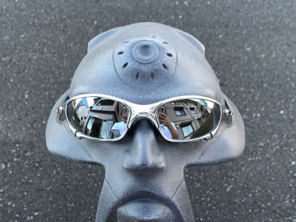 Photo6: JULIET - Liquid Metal - Polarized (6)