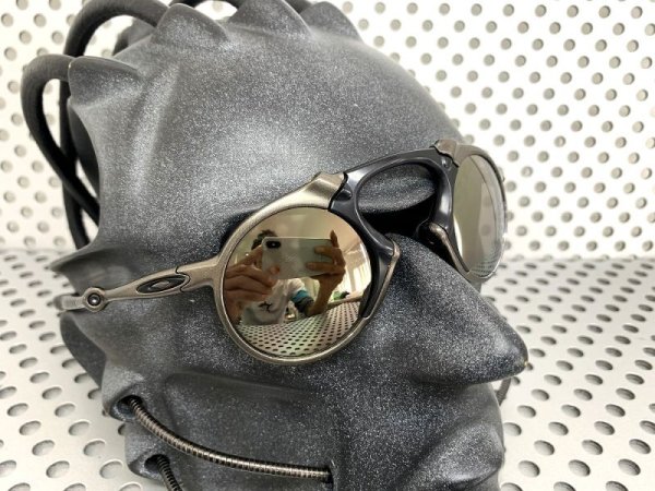 Photo7: MADMAN - Gold Mirror - Polarized (7)