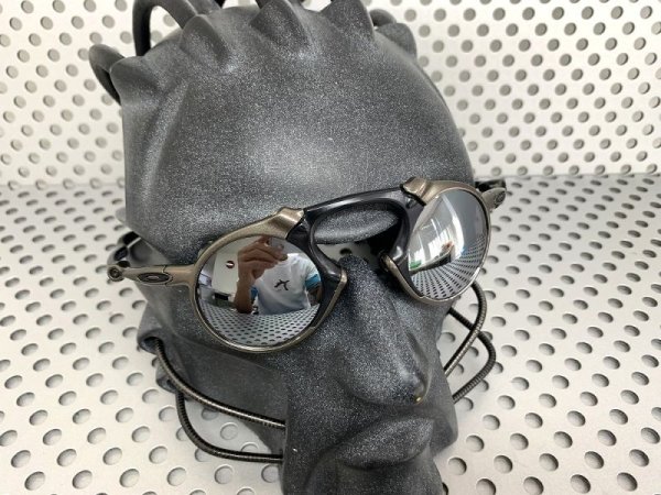 Photo9: MADMAN -  Liquid Metal - Polarized (9)