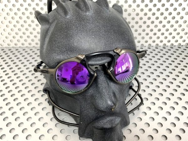 Photo9: MADMAN - Violet (9)