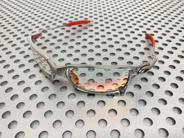 Photo2: X-SQUARED - Ruby Clear (2)