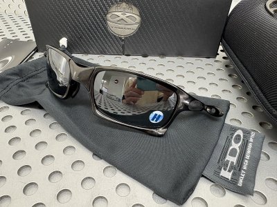 Photo1: Unused: X-Squared Polished Carbon / Black Iridium Polarized Lenses / Complete Set / Free shipping