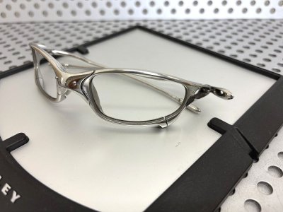Photo3: Oakley Juliet Polished 3rd Generation / Frame Only (Not included lenses and rubber parts) Free Shipping