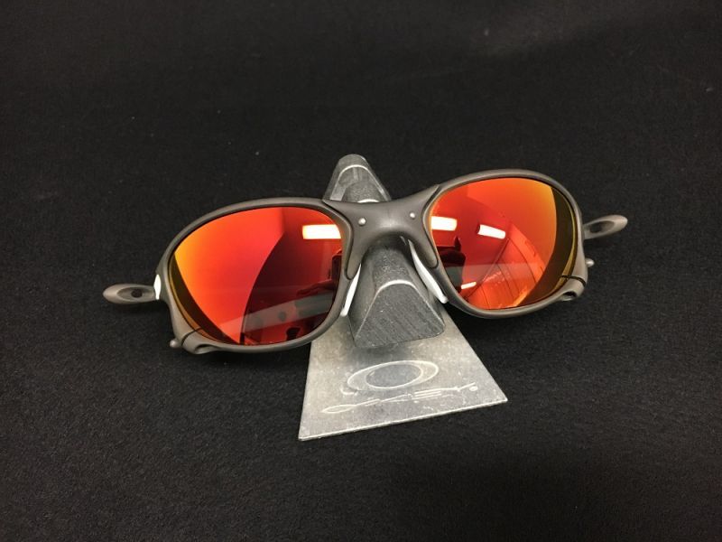 red polarised sunglasses