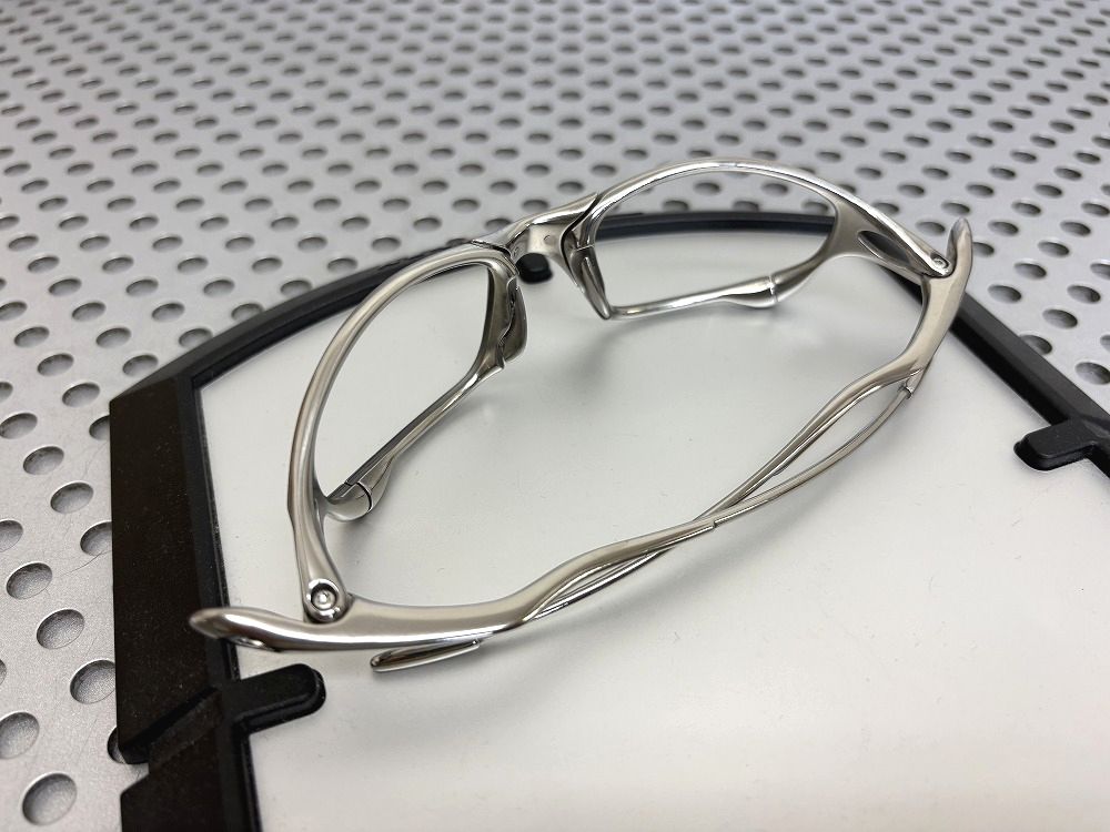 Oakley Juliet Polished 5th Generation / Frame Only (Not included